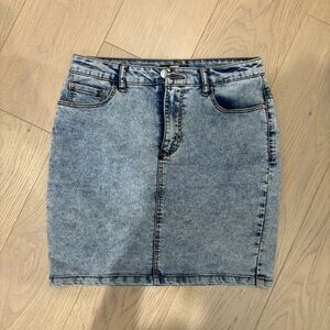 Pull & Bear | Stretchy denim high waisted skirt